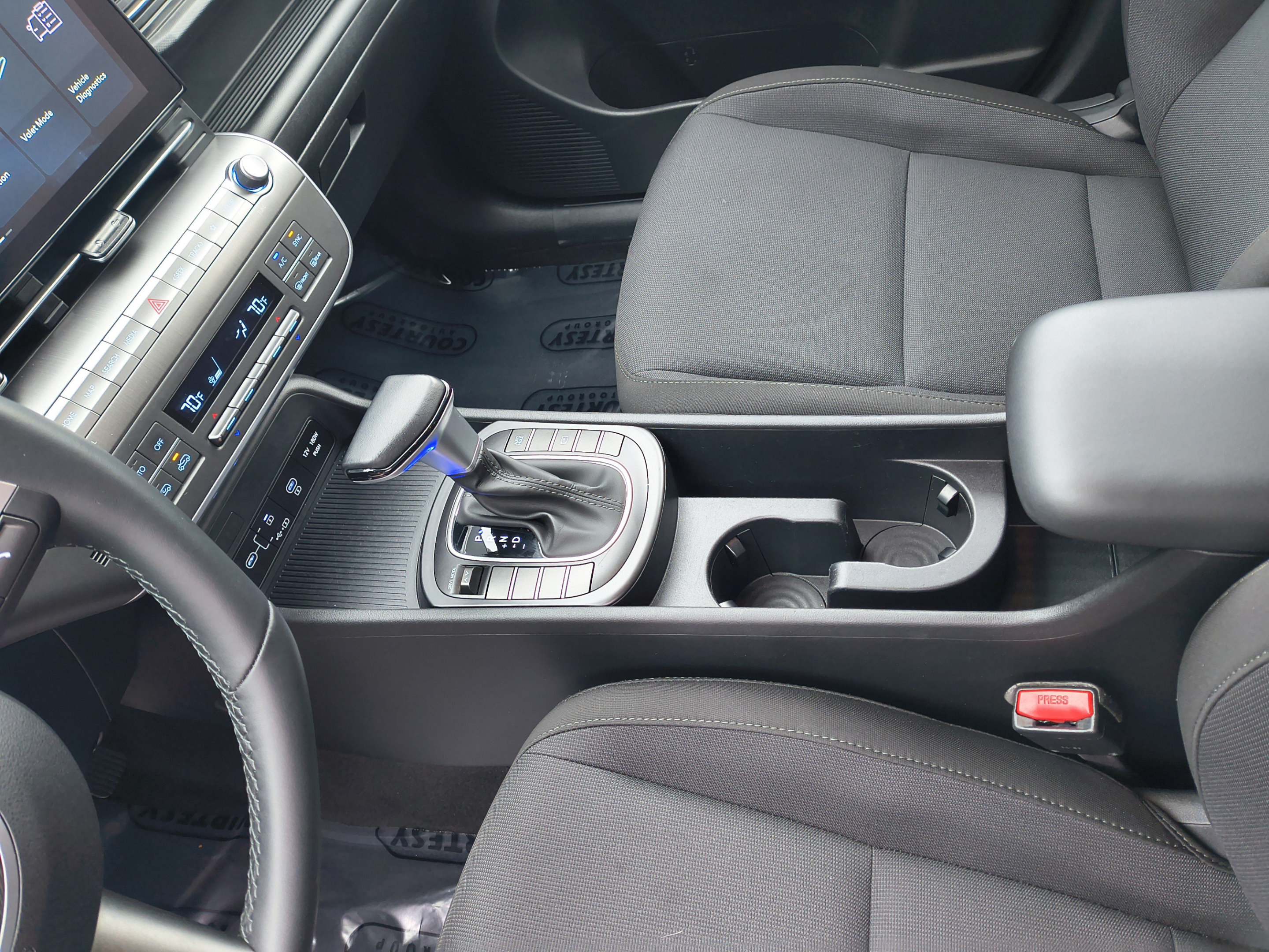 Certified 2024 Hyundai Kona SEL FWD image 22