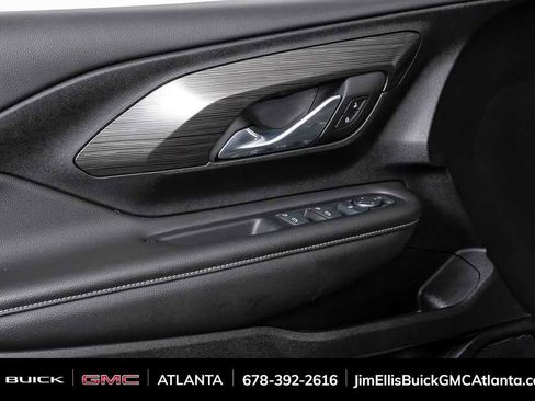 Used 2024 GMC Terrain SLE image 6