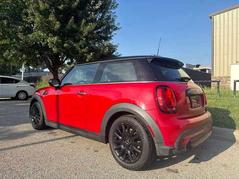 Used 2023 MINI Cooper 2-Door Hardtop FWD image 7