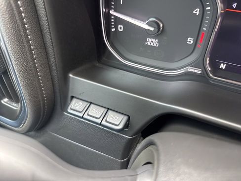 Used 2023 GMC Sierra 3500 Denali w/ Denali Black Diamond Edition AWD/4WD image 41