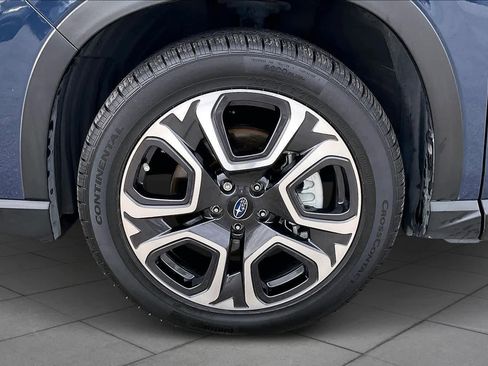 Used 2023 Subaru Ascent Touring image 10