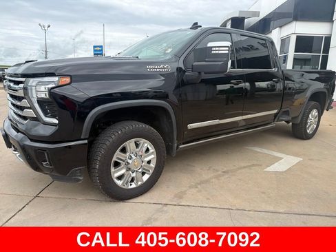 Used 2024 Chevrolet Silverado 2500 High Country w/ High Country Premium Package AWD/4WD image 12