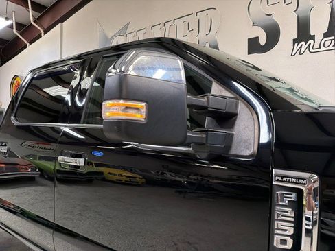 Used 2017 Ford F250 Platinum w/ Platinum Ultimate Package image 50