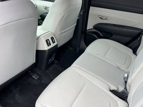 Used 2025 Hyundai Tucson SEL FWD image 15