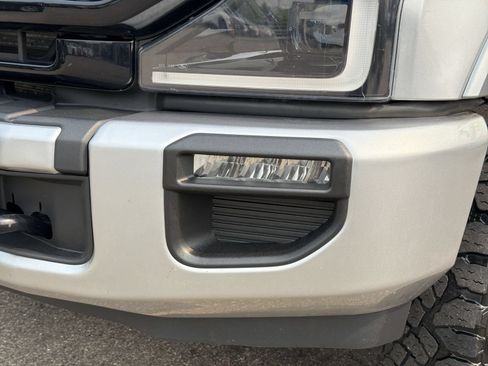 Used 2022 Ford F250 Lariat w/ Tremor Off-Road Package AWD/4WD image 15