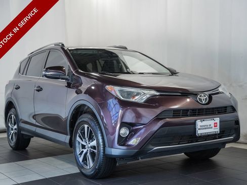 Used 2018 Toyota RAV4 XLE w/ Plus Extra Value Package AWD/4WD image 1
