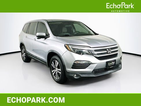 Used 2018 Honda Pilot EX image 1