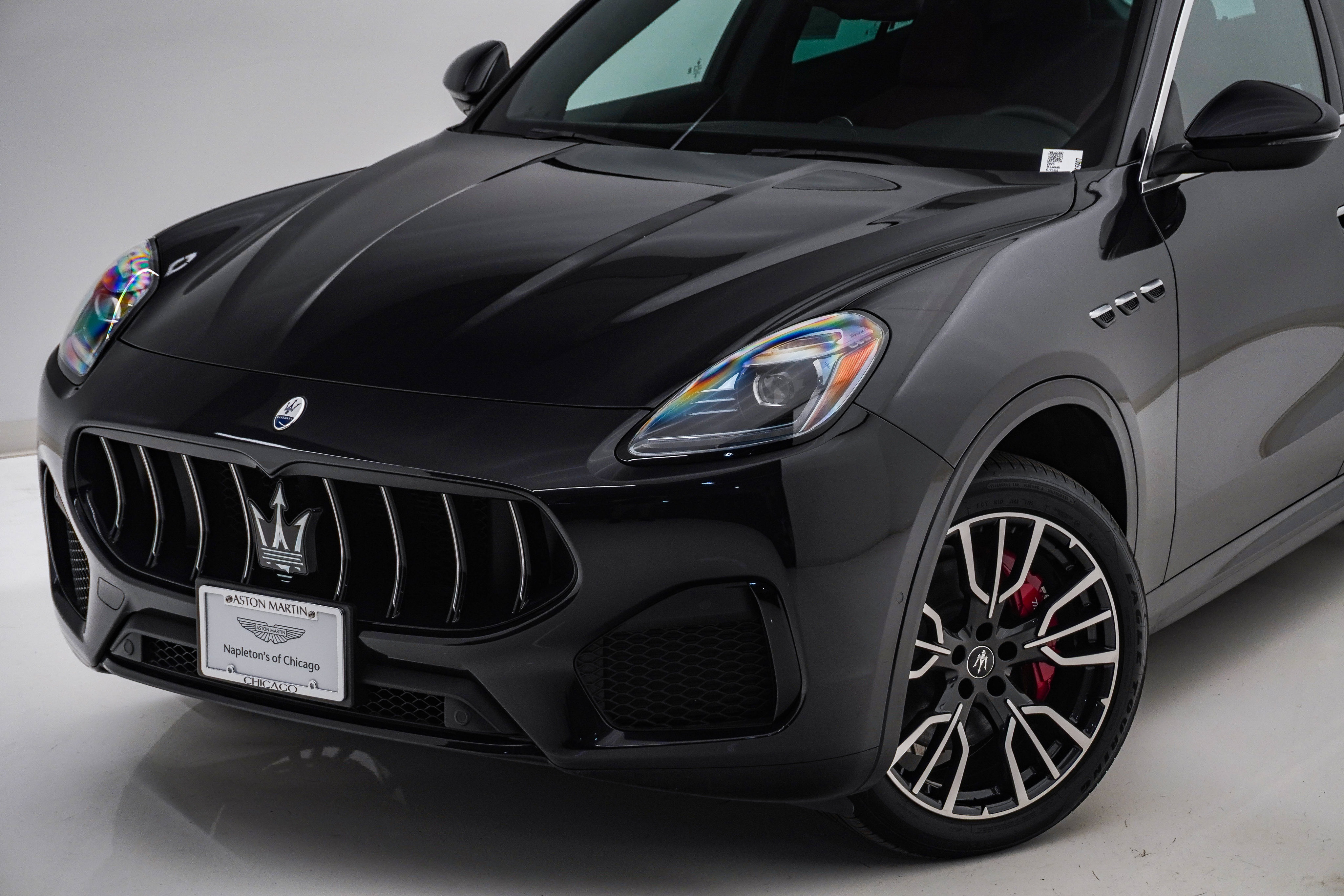 Used 2025 Maserati Grecale GT AWD/4WD image 4