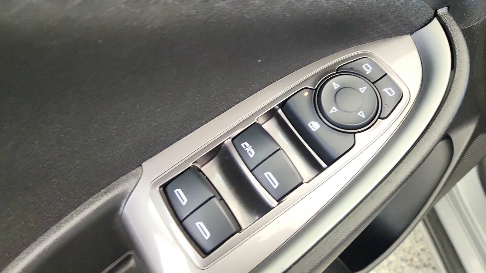 Used 2025 Chevrolet Malibu LT FWD image 23
