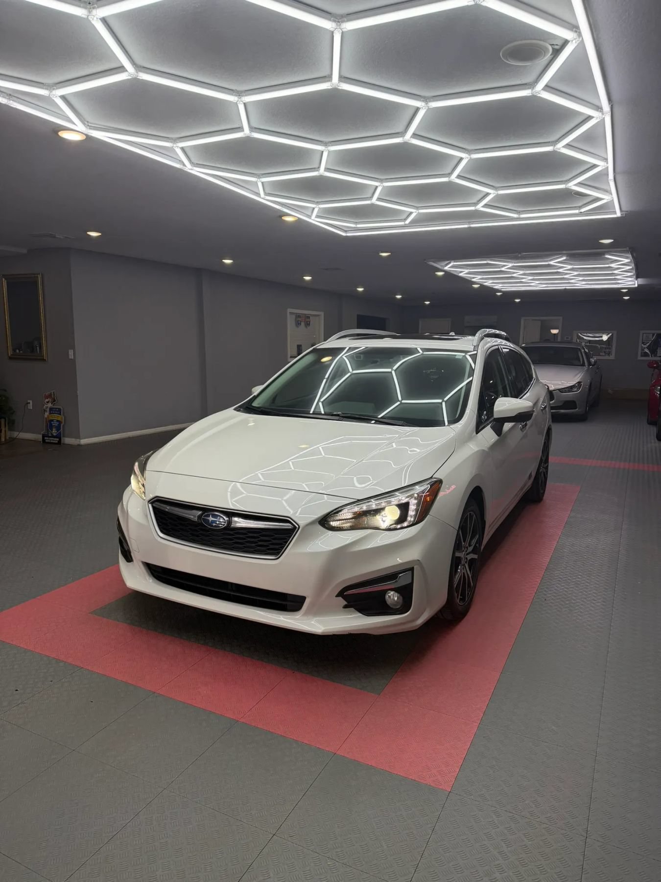Used 2018 Subaru Impreza 2.0i Limited AWD/4WD image 2