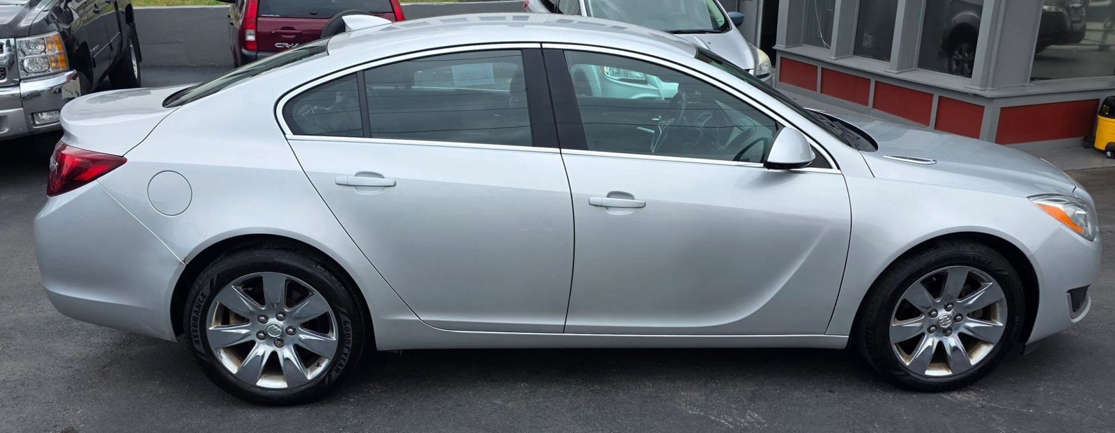 Used 2015 Buick Regal FWD image 4