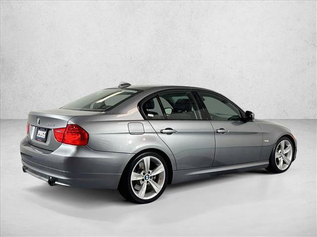 Used 2010 BMW 335i Sedan RWD image 5