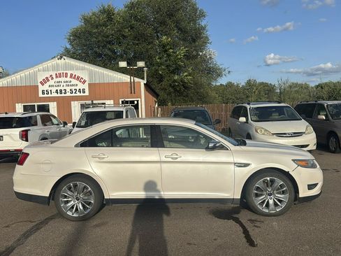 Used 2012 Ford Taurus Limited FWD image 4