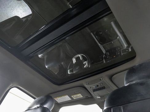 Used 2019 Ford F250 Lariat w/ Lariat Ultimate Package image 23