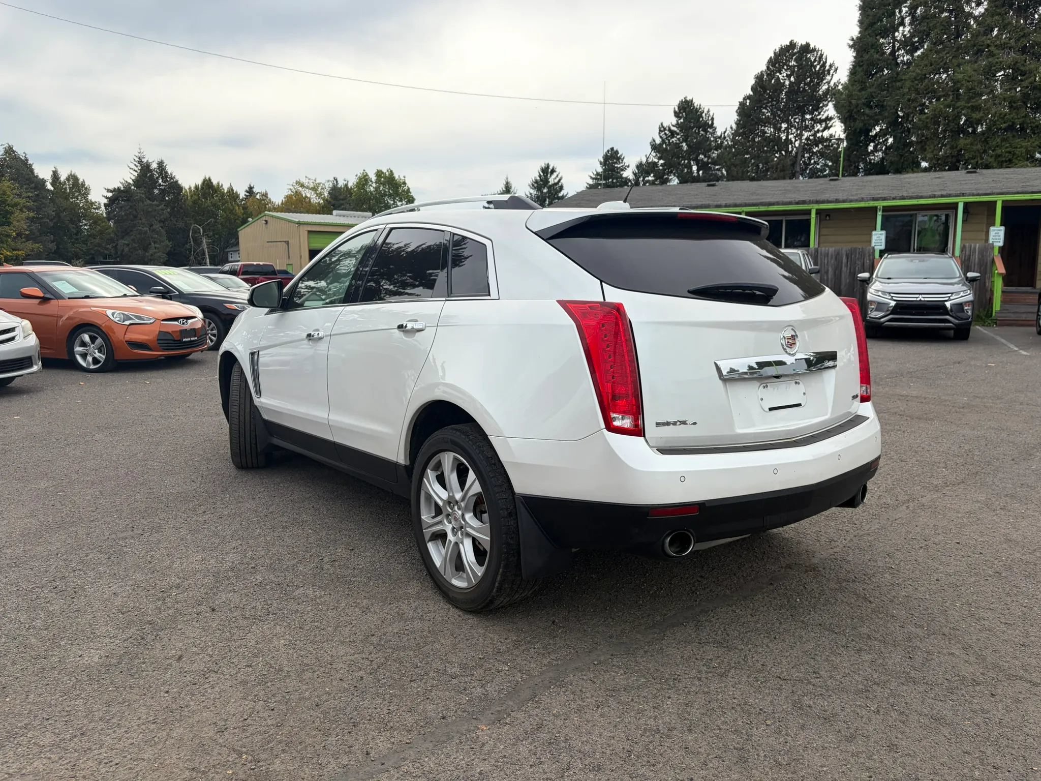 Used 2015 Cadillac SRX Premium AWD/4WD image 5