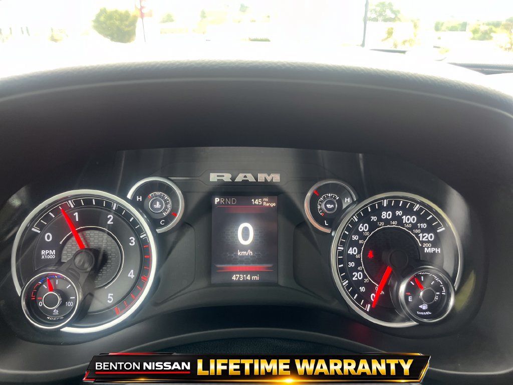 Used 2024 RAM 2500 Big Horn w/ Sport Appearance Package AWD/4WD image 17
