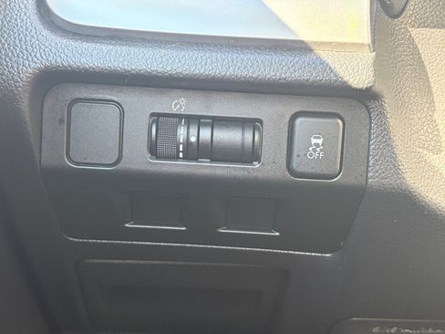 Used 2017 Subaru Forester 2.0XT Premium AWD/4WD image 25