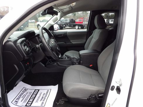 Used 2021 Toyota Tacoma SR image 17