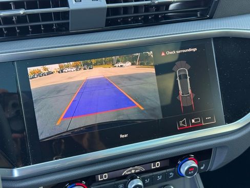 New 2025 Audi Q3 2.0T Premium image 4