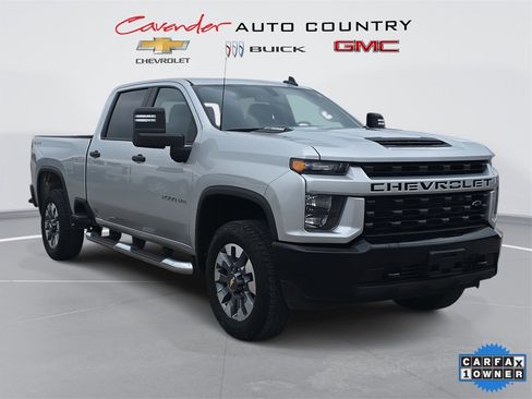 Used 2023 Chevrolet Silverado 2500 Custom w/ Custom Value Package image 3