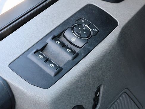 Certified 2019 Ford F250 XL w/ XL Value Package image 18