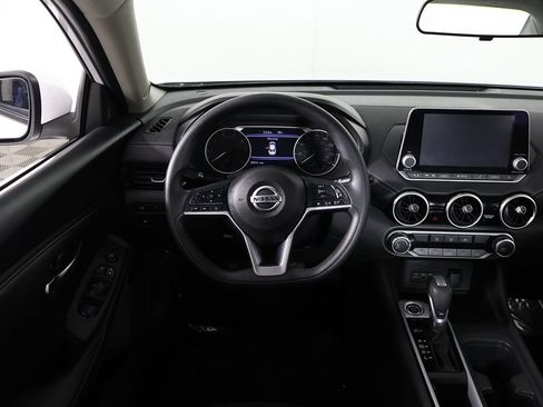 Used 2023 Nissan Sentra SV FWD image 32