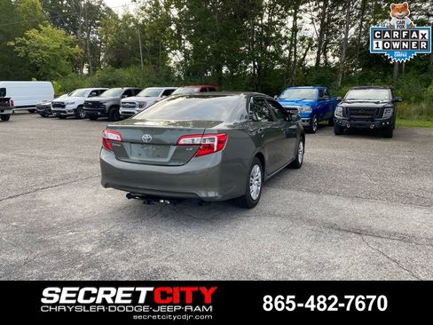 Used 2014 Toyota Camry LE FWD image 5