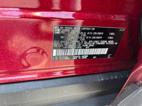 Certified 2020 Toyota RAV4 Limited FWD image 16