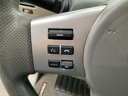 Used 2018 Nissan Frontier PRO-4X image 34