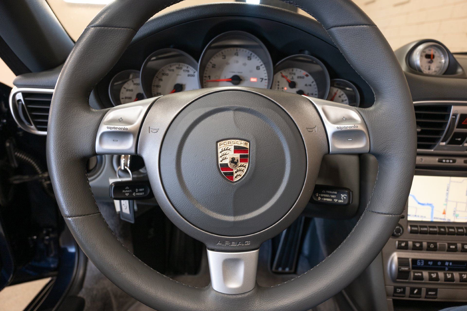 Used 2006 Porsche 911 Carrera S RWD image 51