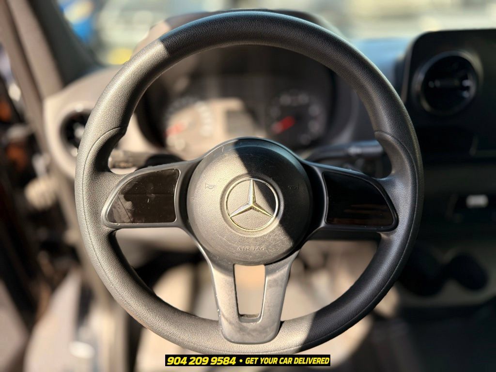 Used 2019 Mercedes-Benz Sprinter 2500 image 15