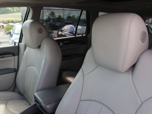 Used 2017 Buick Enclave Premium w/ Experience Buick Package image 30