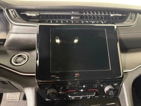 Certified 2023 Jeep Grand Cherokee L Laredo AWD/4WD image 30