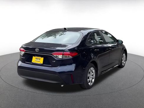Used 2025 Toyota Corolla LE FWD image 11