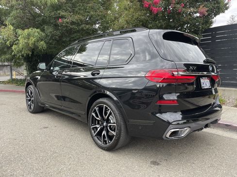 Used 2019 BMW X7 xDrive40i w/ Premium Package AWD/4WD image 4