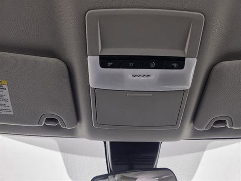 Used 2024 Nissan Altima 2.5 SV FWD image 33