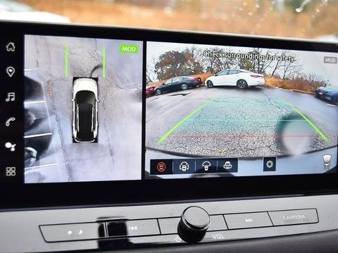 Certified 2024 Nissan Rogue SL image 16