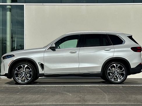 New 2026 BMW X5 xDrive40i AWD/4WD image 6