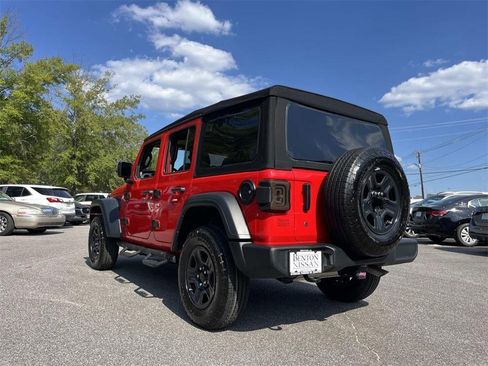 Used 2024 Jeep Wrangler Sport image 4