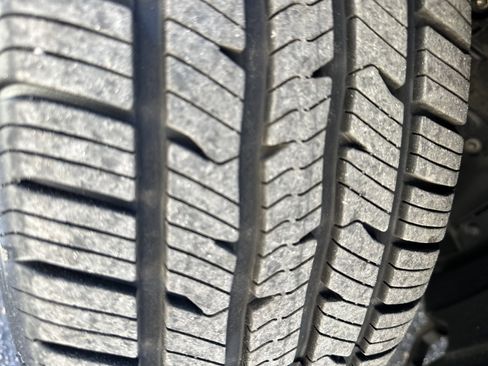 Used 2020 Lexus ES 350 w/ Premium Package image 8