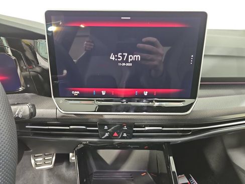 New 2026 Volkswagen GTI SE FWD image 18