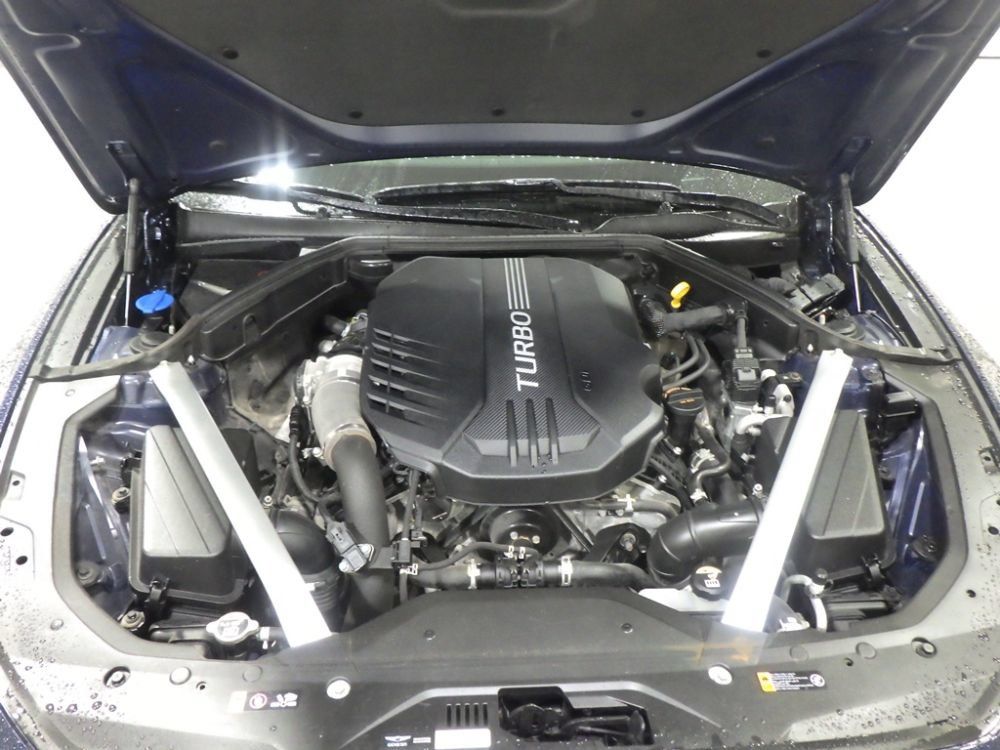 Used 2020 Genesis G70 3.3T w/ Elite Package AWD/4WD image 10