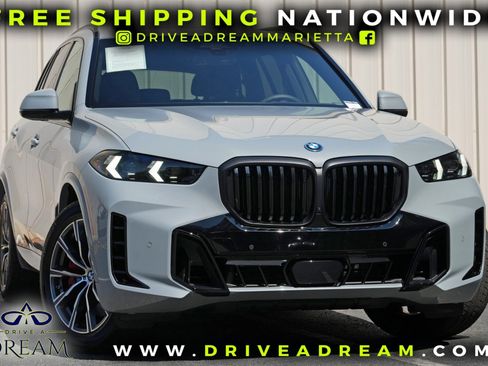 Used 2026 BMW X5 xDrive50e w/ M Sport Package AWD/4WD image 2