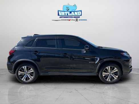 Used 2021 Mitsubishi Outlander Sport SE image 8