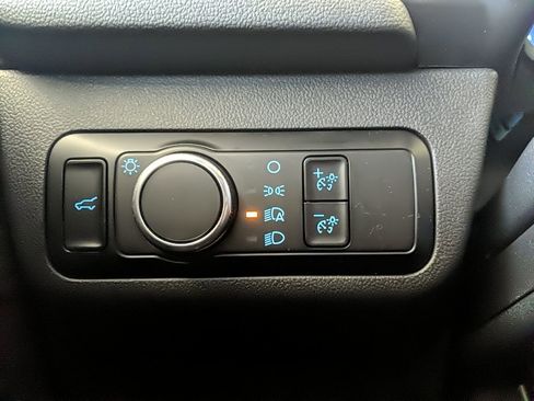 Used 2024 Ford Escape ST-Line w/ Tech Pack #1 image 23