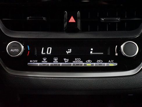 Certified 2024 Toyota Corolla LE FWD image 20
