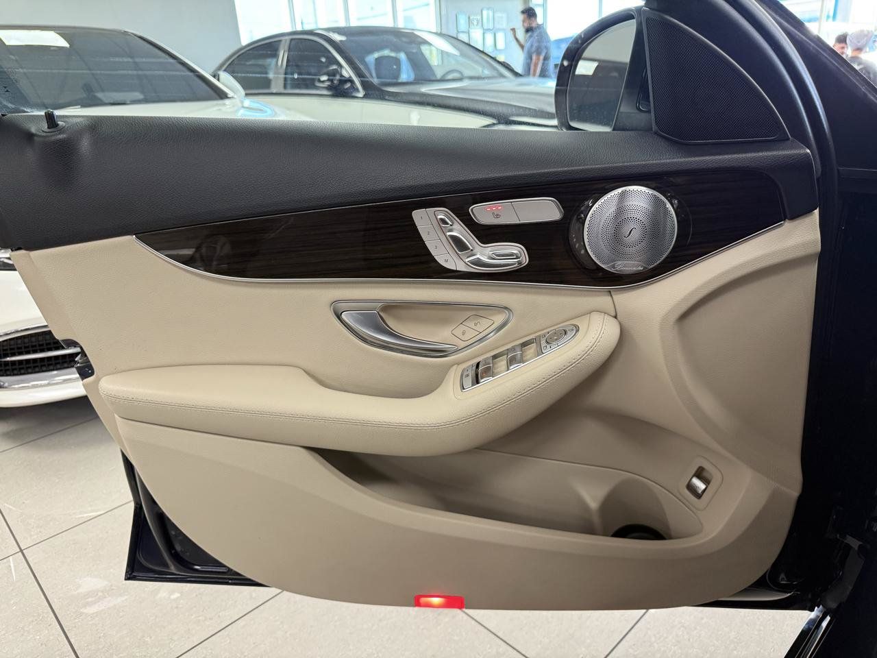 Used 2018 Mercedes-Benz C 300 Sedan w/ Multimedia Package image 9