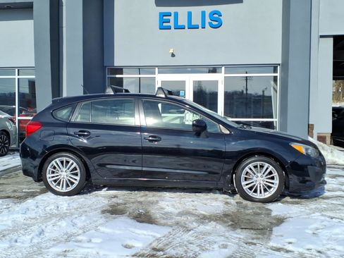 Used 2014 Subaru Impreza 2.0i Premium image 2
