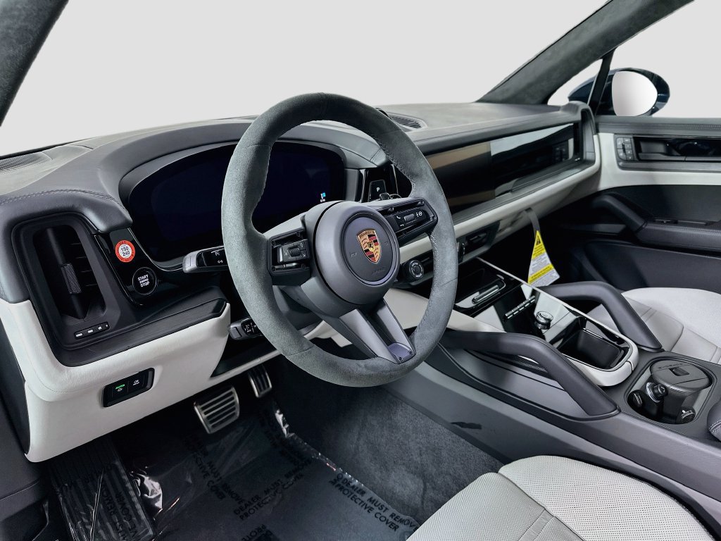New 2026 Porsche Cayenne GTS AWD/4WD image 4
