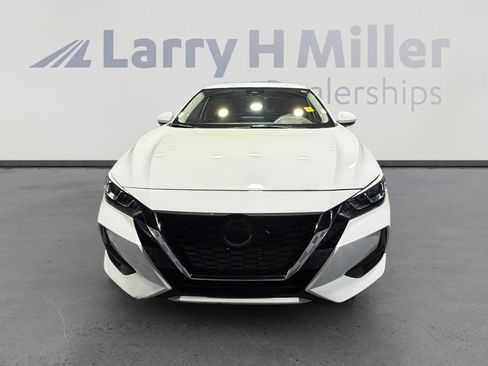 Used 2023 Nissan Sentra SV image 8